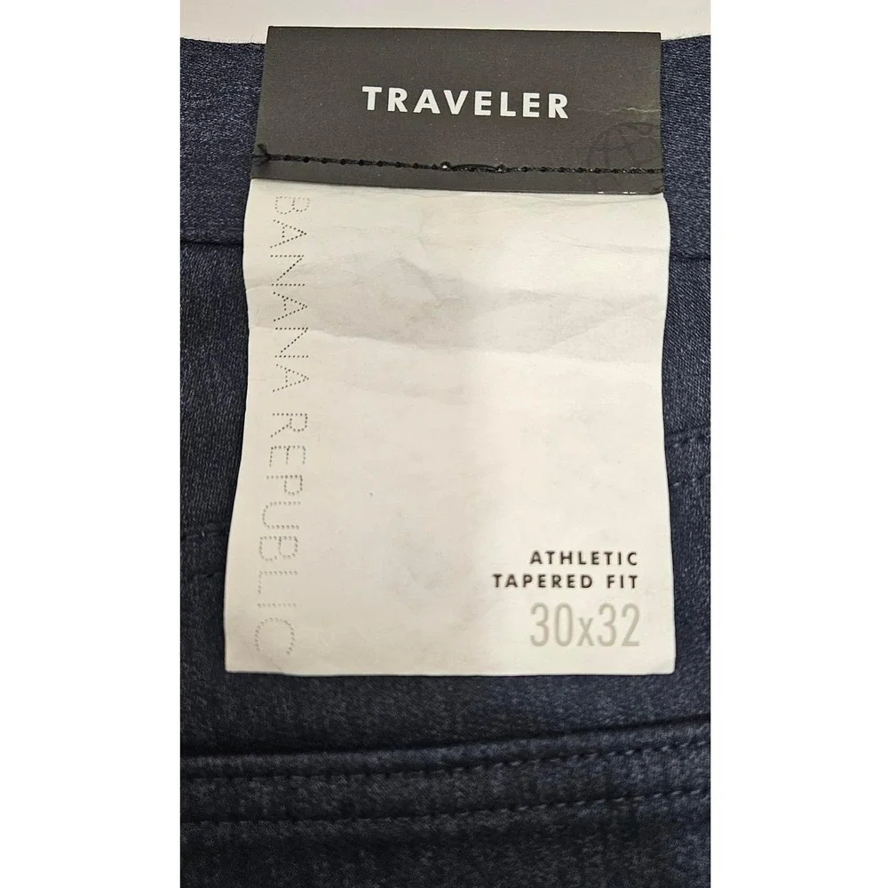Banana Republic Traveler Athletic Tapered Fit‎ Pants 30x32 Dark Indigo Blue NEW